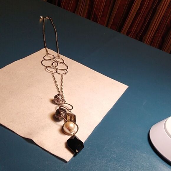 Vintage Bonnie J Elegant Multi-Color Open Circle Necklace - Picture 6 of 9